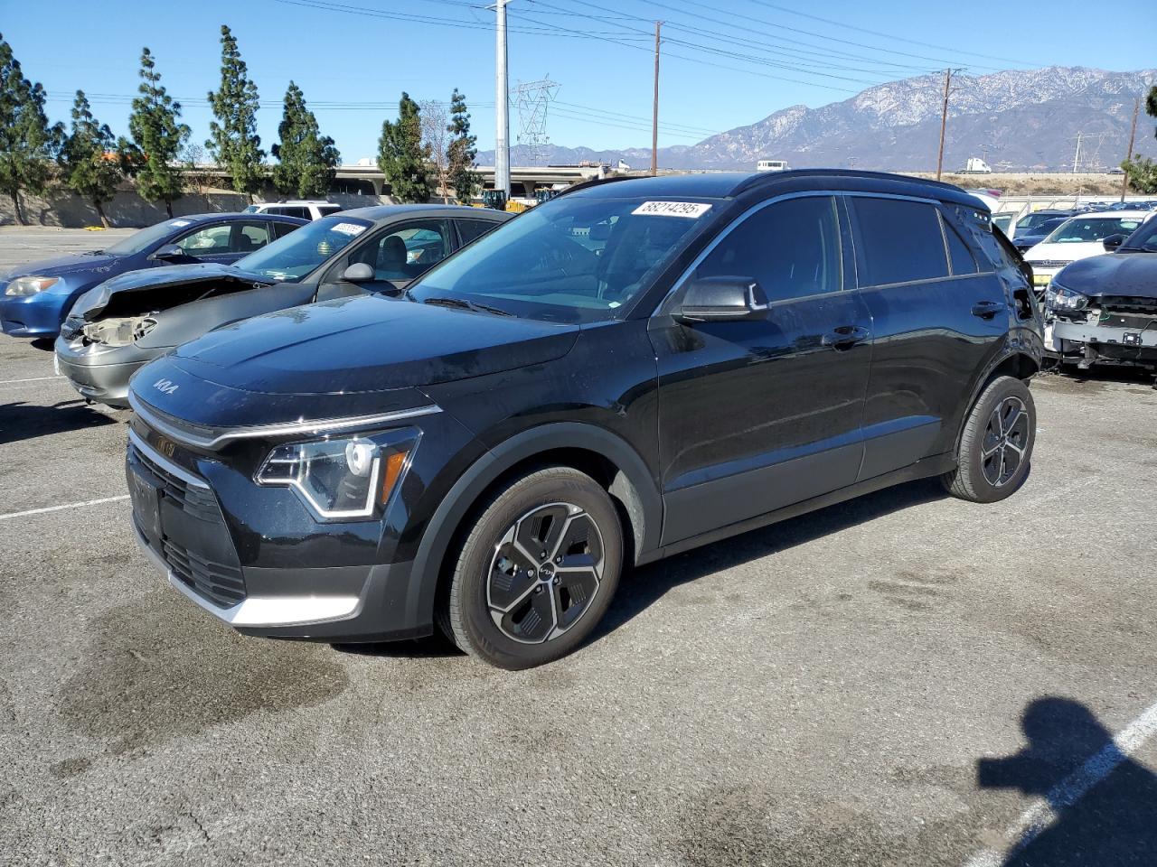 2023 KIA NIRO EX