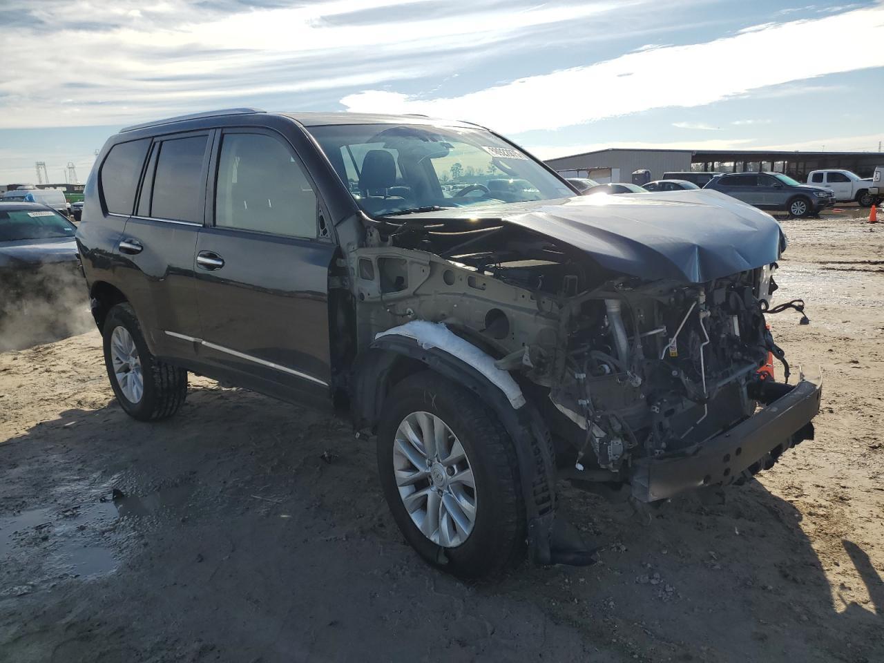2017 LEXUS GX 460 - Фото 4
