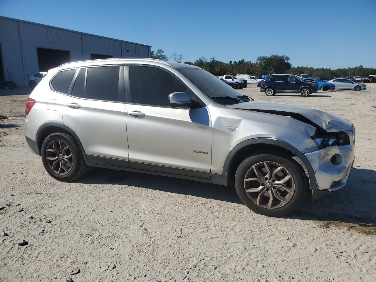 2014 BMW X3 XDRIVE3 - Фото 4