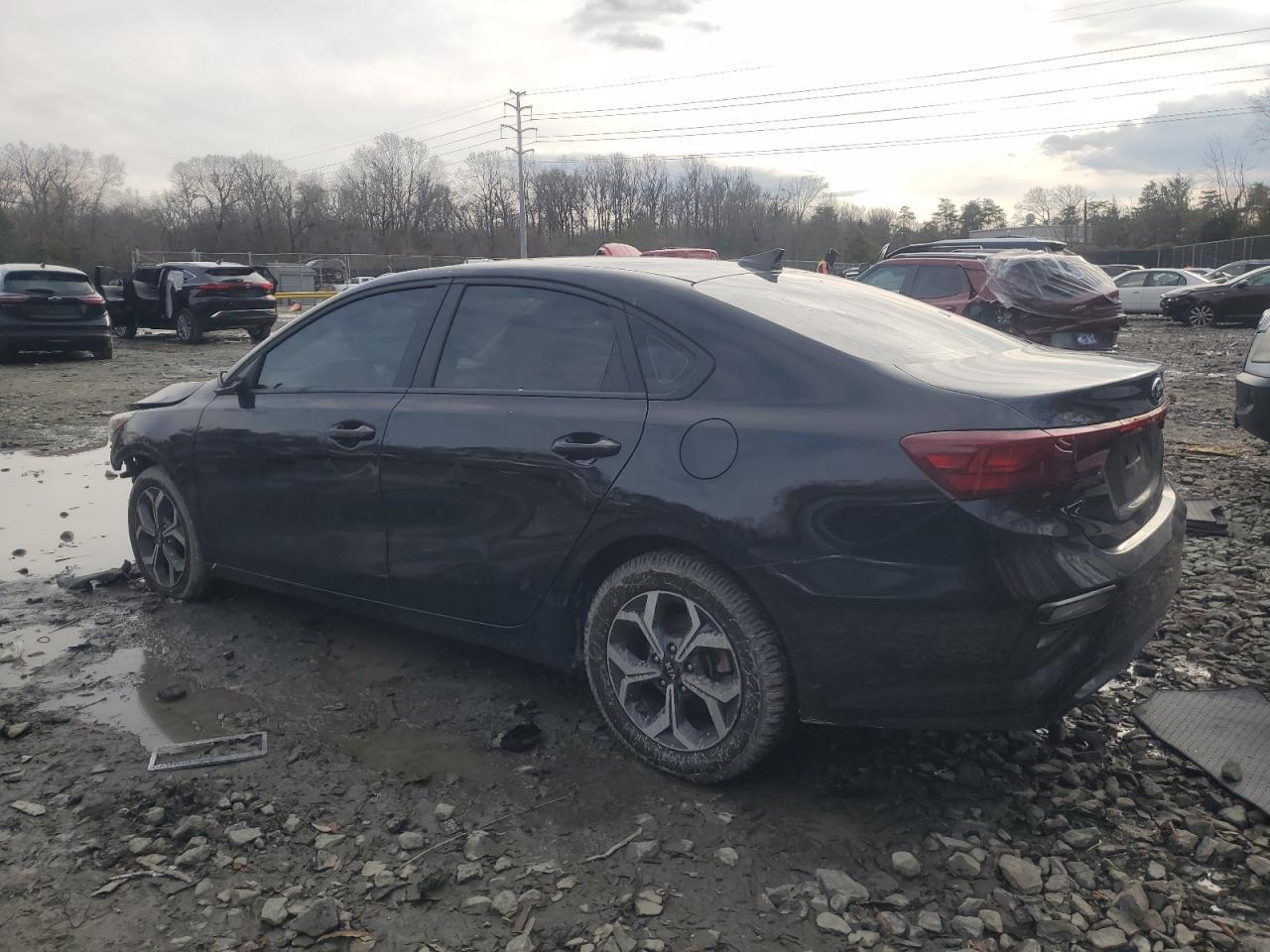 2021 KIA FORTE FE - Image 2