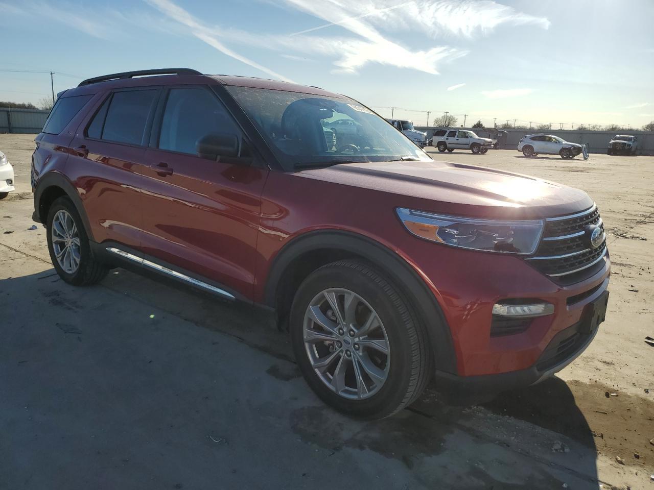 2023 FORD EXPLORER X - Фото 4