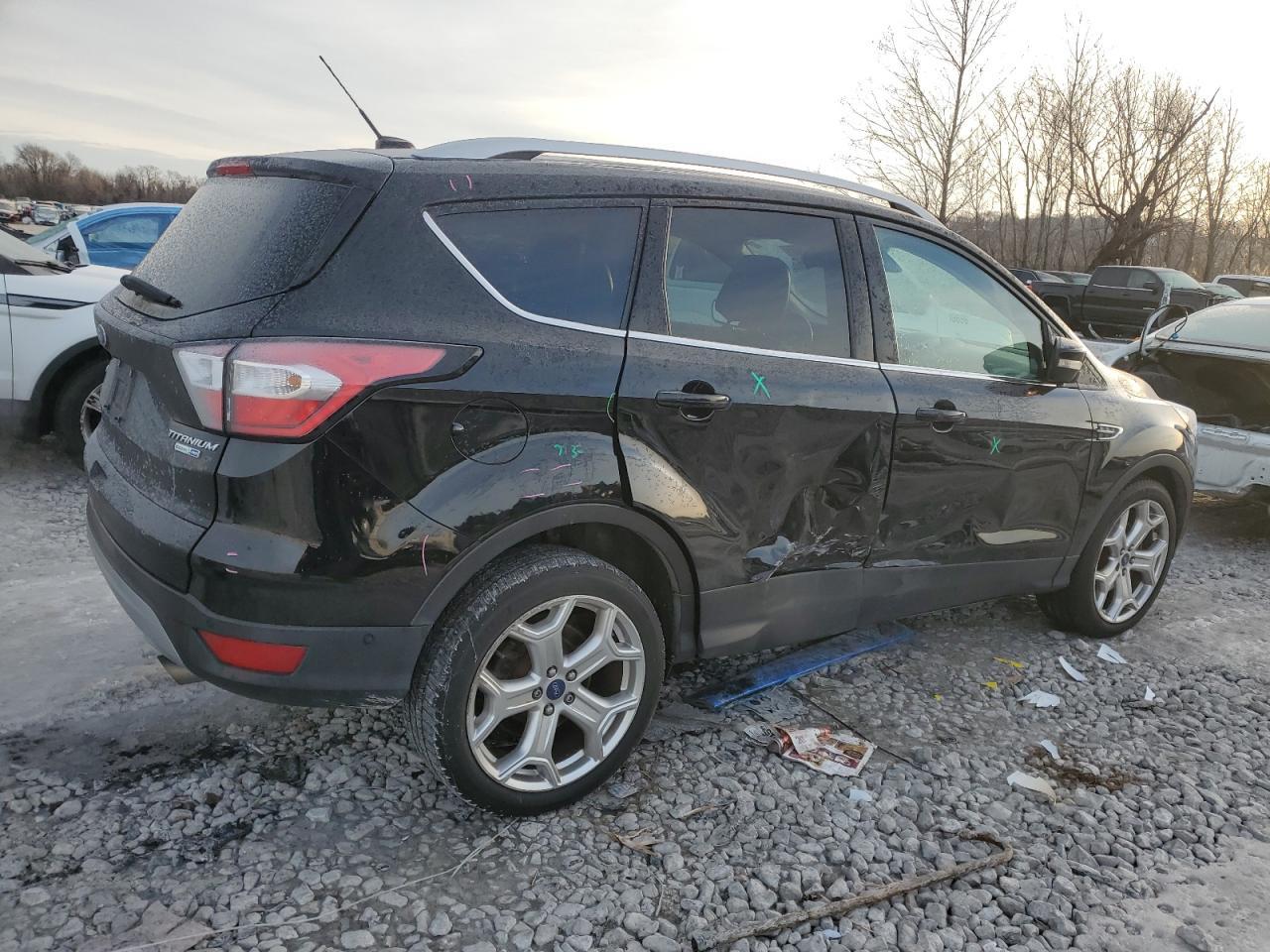 2017 FORD ESCAPE TIT - Image 3