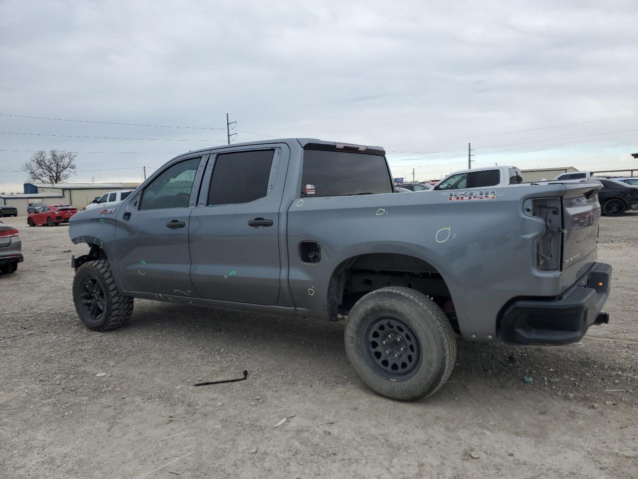 2021 CHEVROLET SILVERADO - Фото 2
