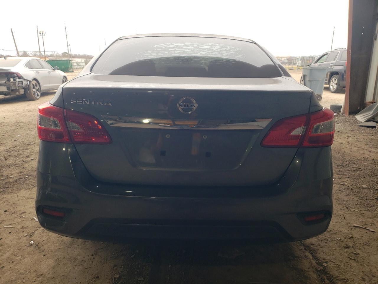 2017 NISSAN SENTRA S - Фото 6