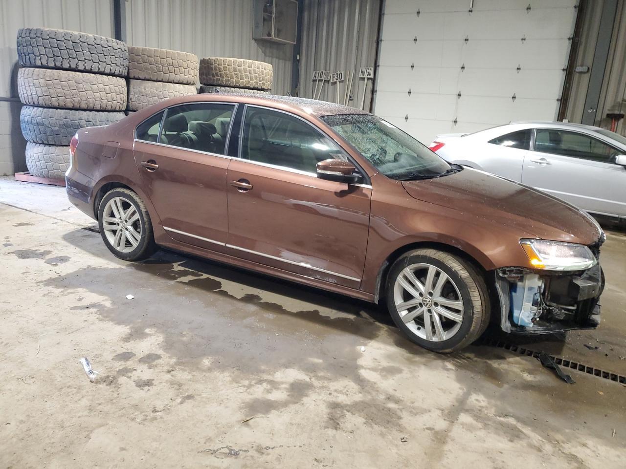 2017 VOLKSWAGEN JETTA SEL - Фото 4