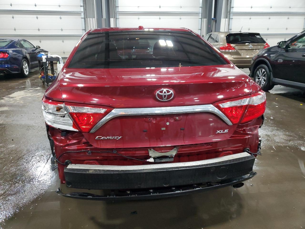 2017 TOYOTA CAMRY LE - Image 6