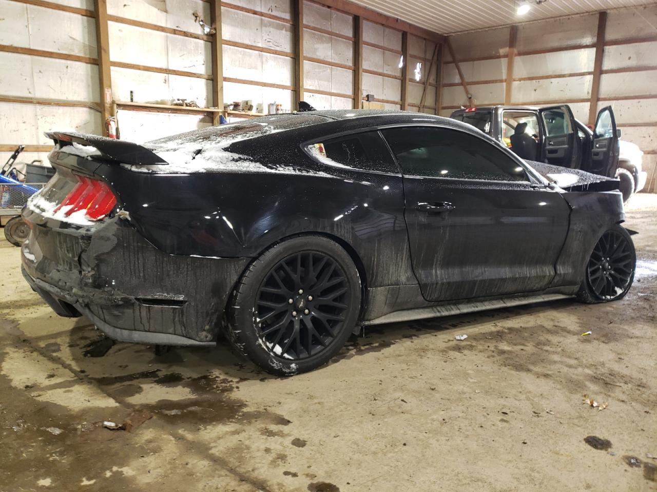 2021 FORD MUSTANG GT - Фото 3