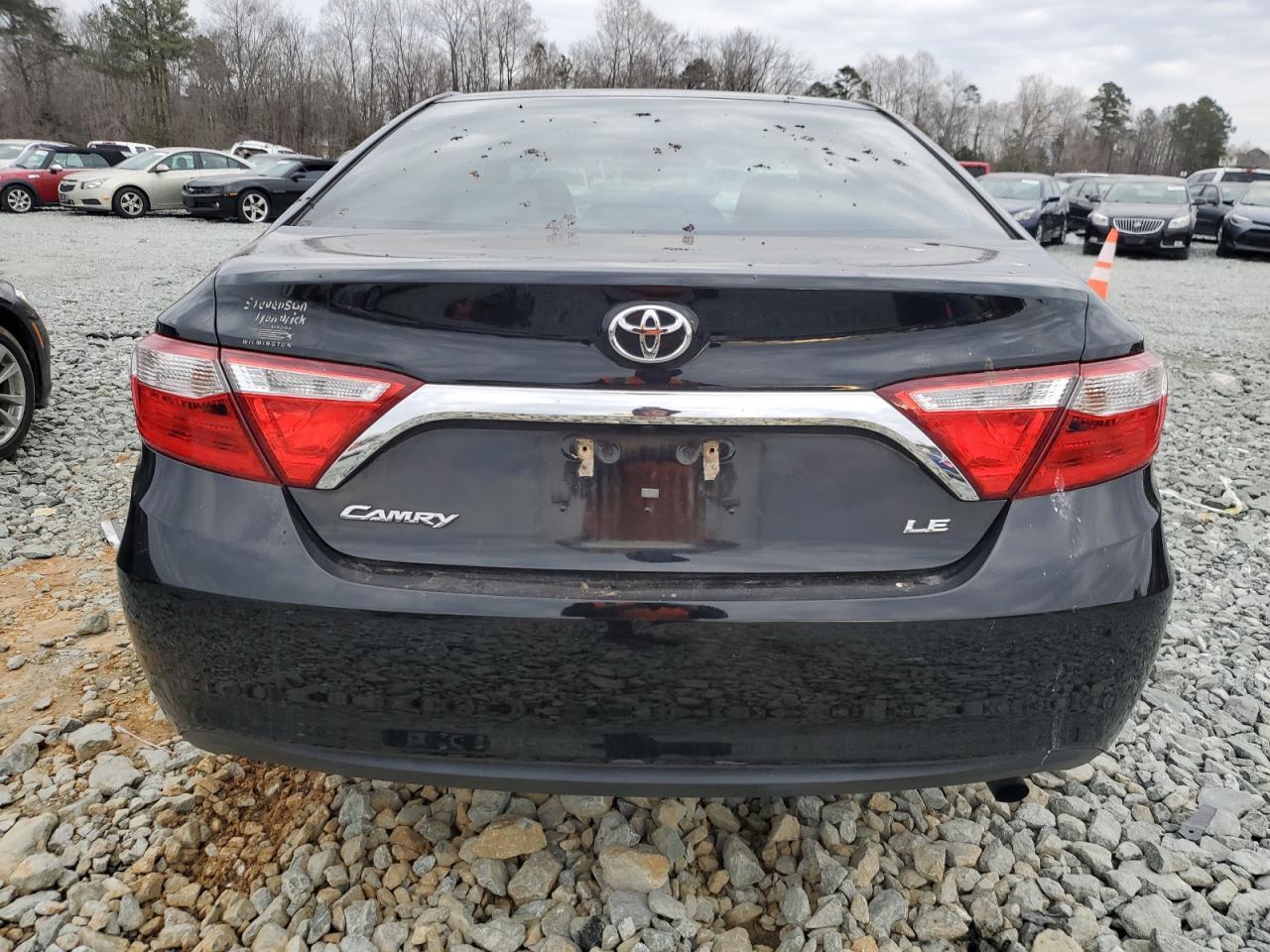 2017 TOYOTA CAMRY LE - Фото 6