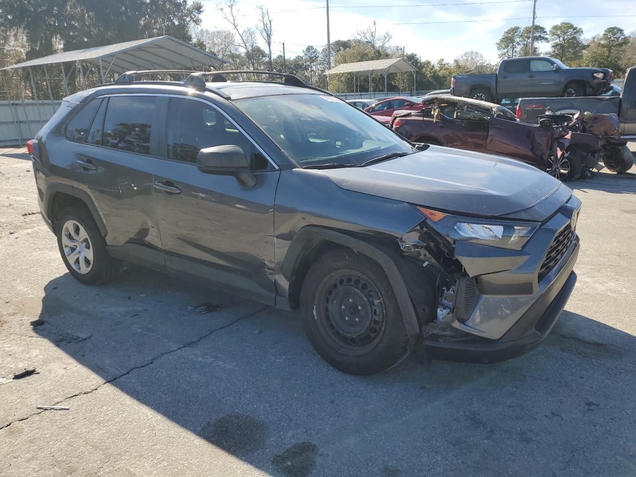 2021 TOYOTA RAV4 LE - Фото 4