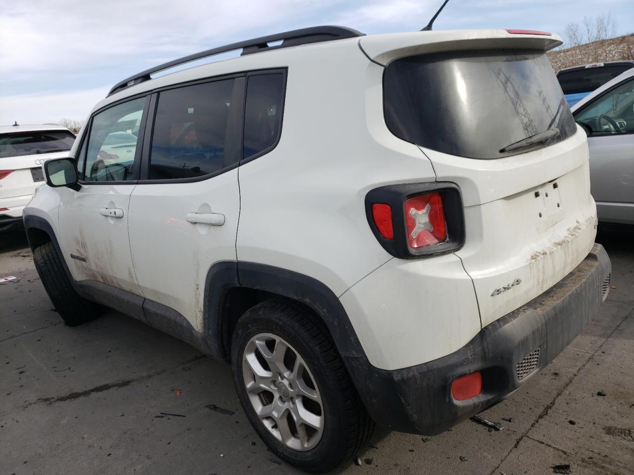 2016 JEEP RENEGADE L - Фото 2