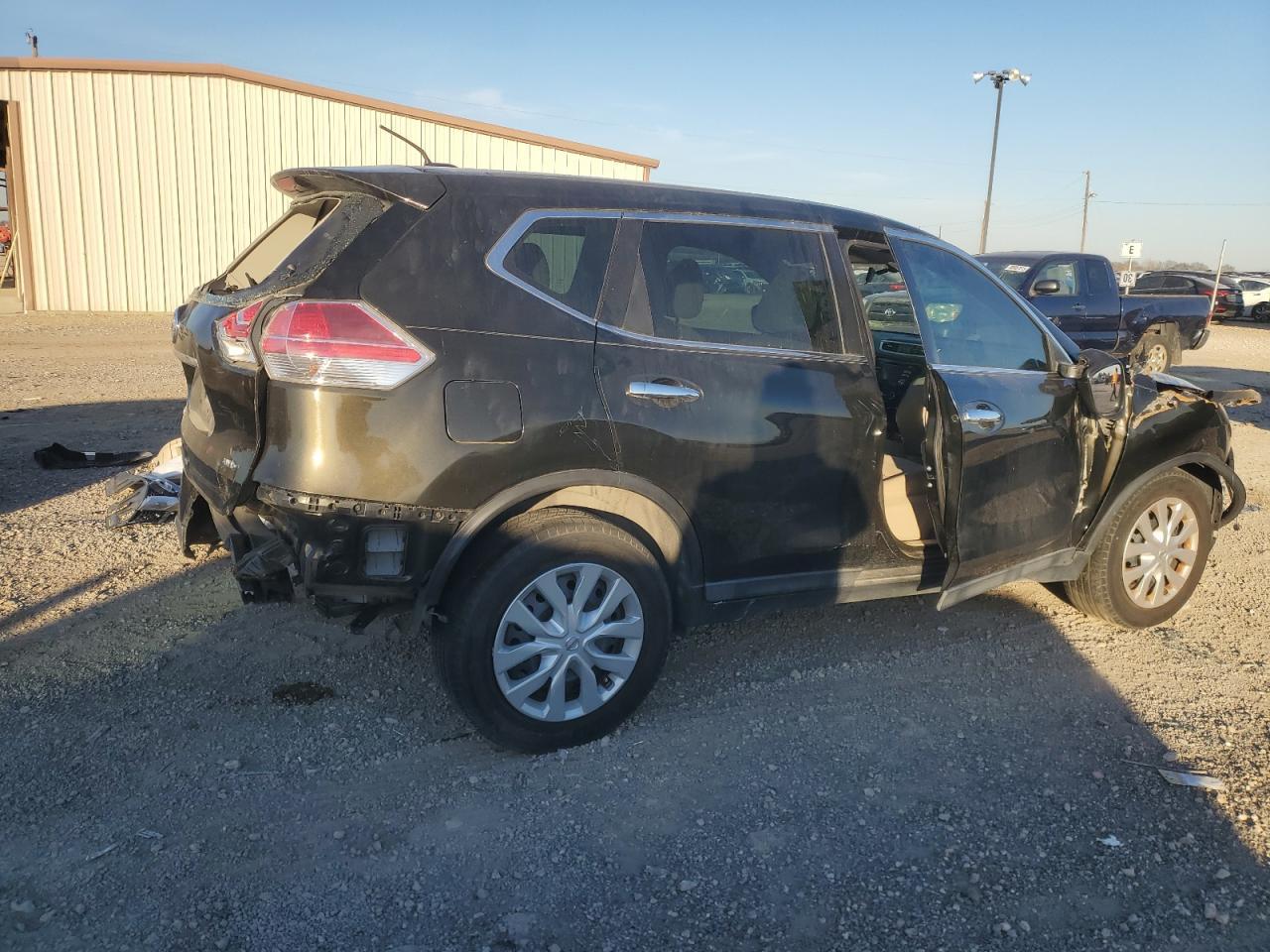 2015 NISSAN ROGUE S - Image 3