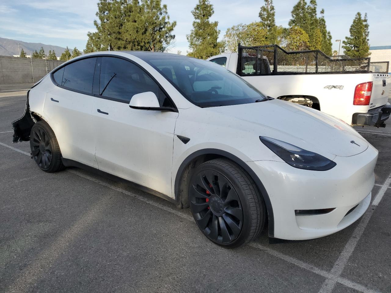 2022 TESLA MODEL Y - Image 4