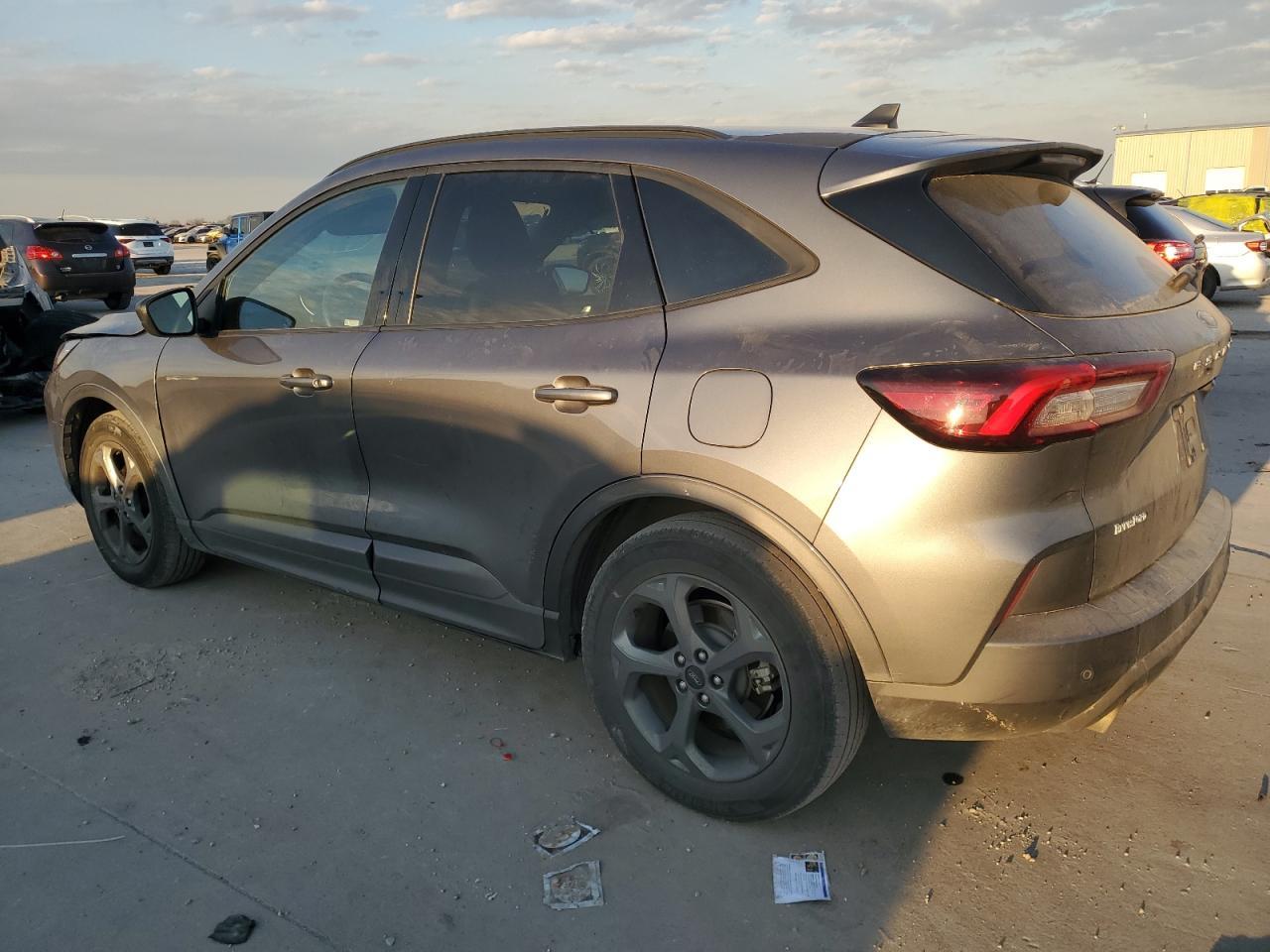 2023 FORD ESCAPE ST - Image 2