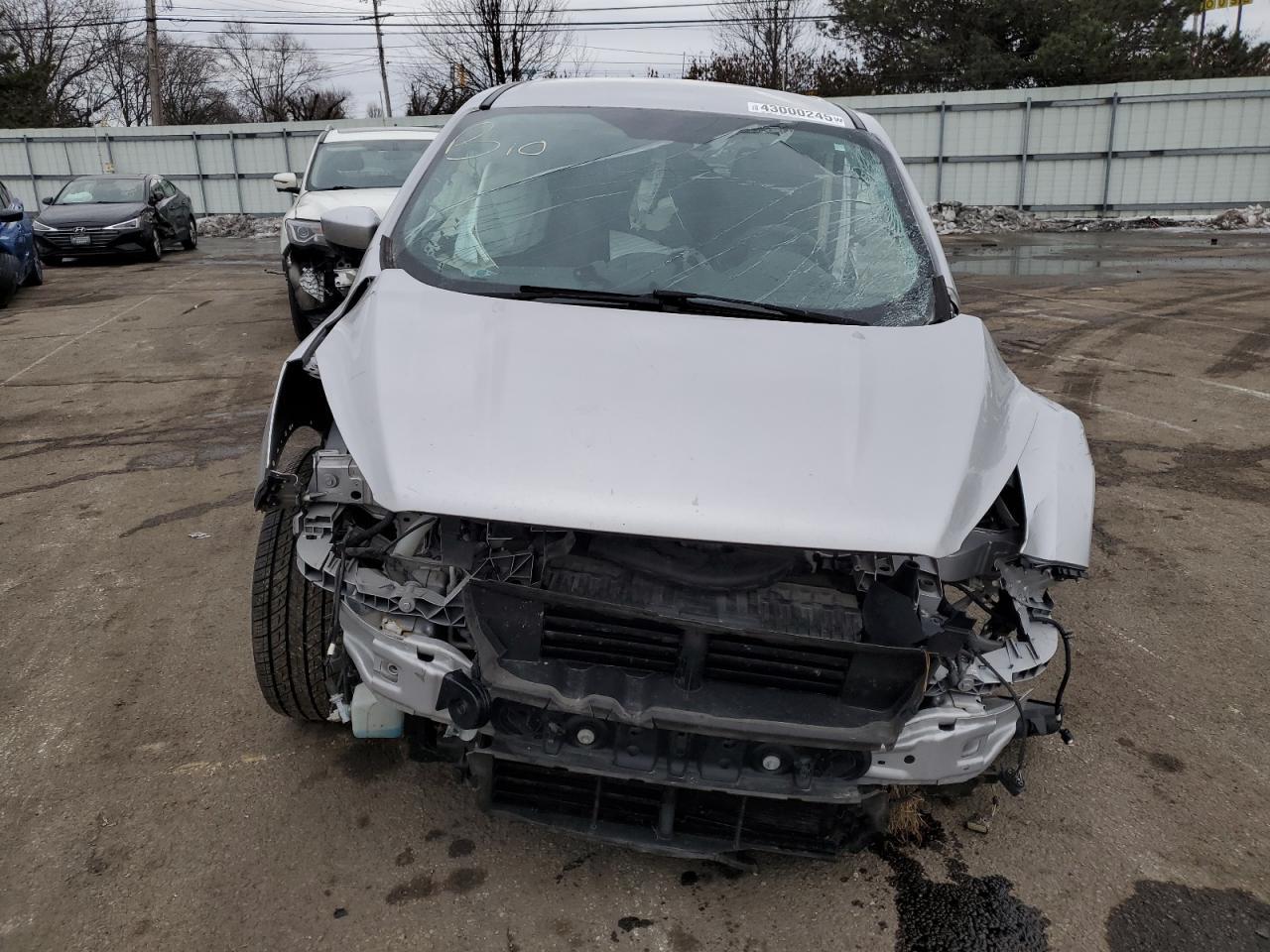 2017 FORD ESCAPE SE - Фото 5