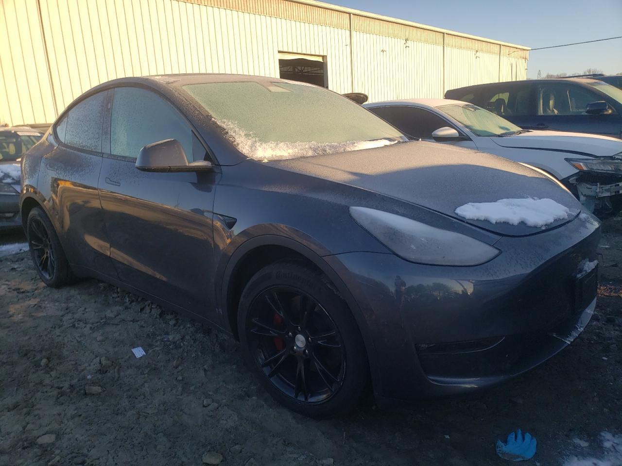 2023 TESLA MODEL Y - Image 4