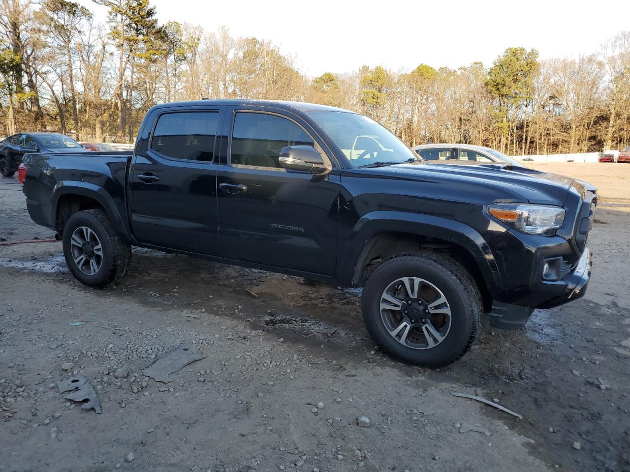 2019 TOYOTA TACOMA DOU - Фото 4