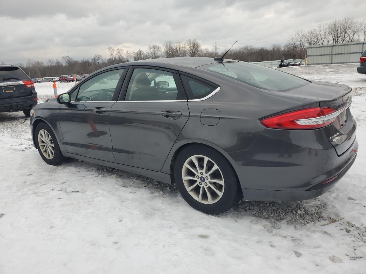 2017 FORD FUSION SE - Фото 2