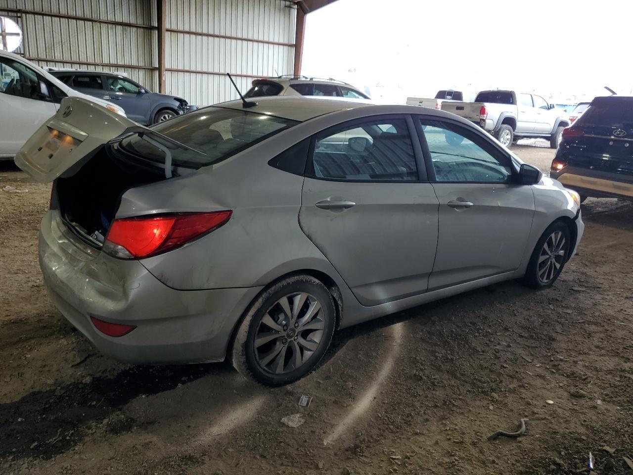 2016 HYUNDAI ACCENT SE - Фото 3