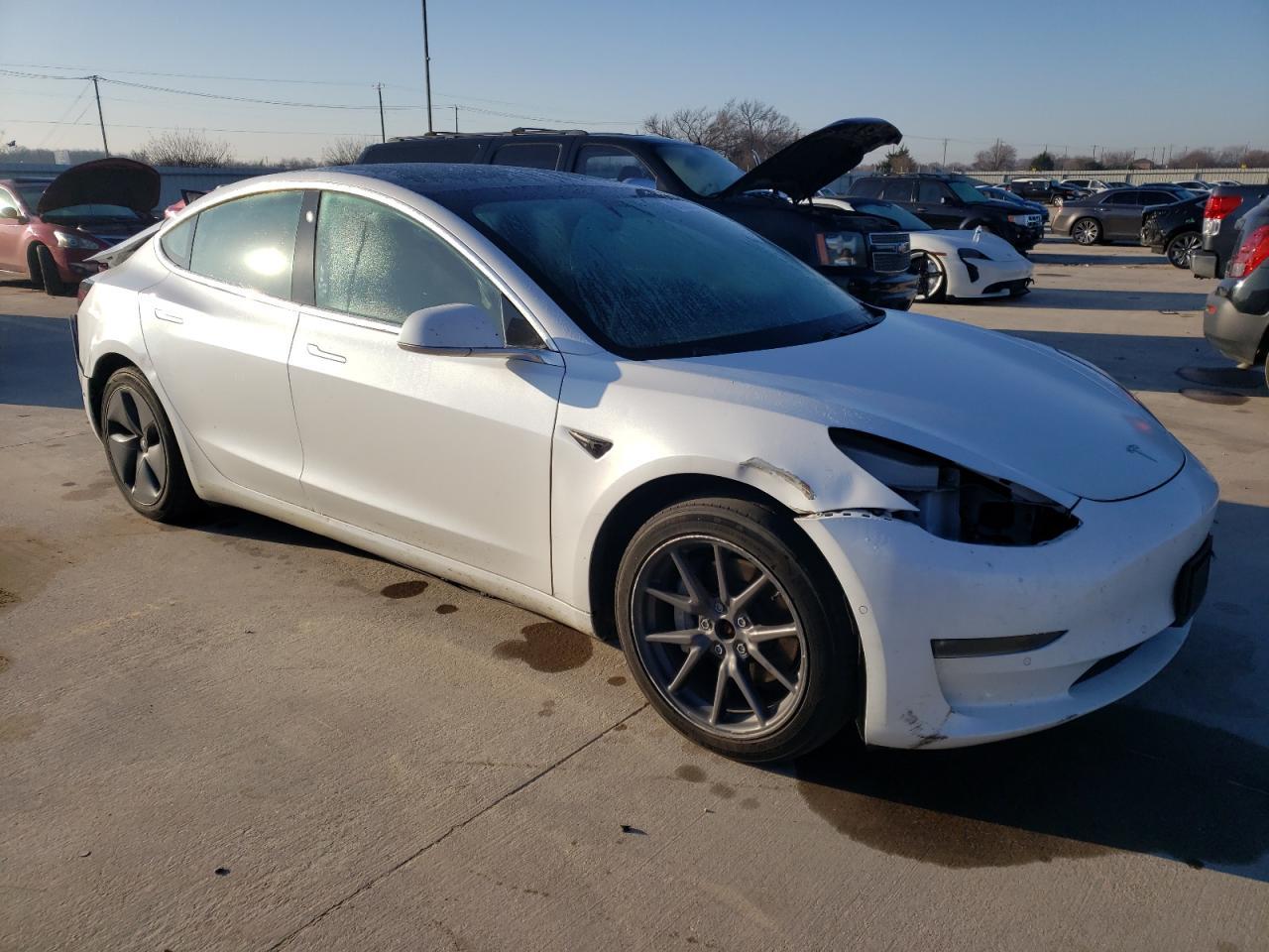 2019 TESLA MODEL 3 - Image 4