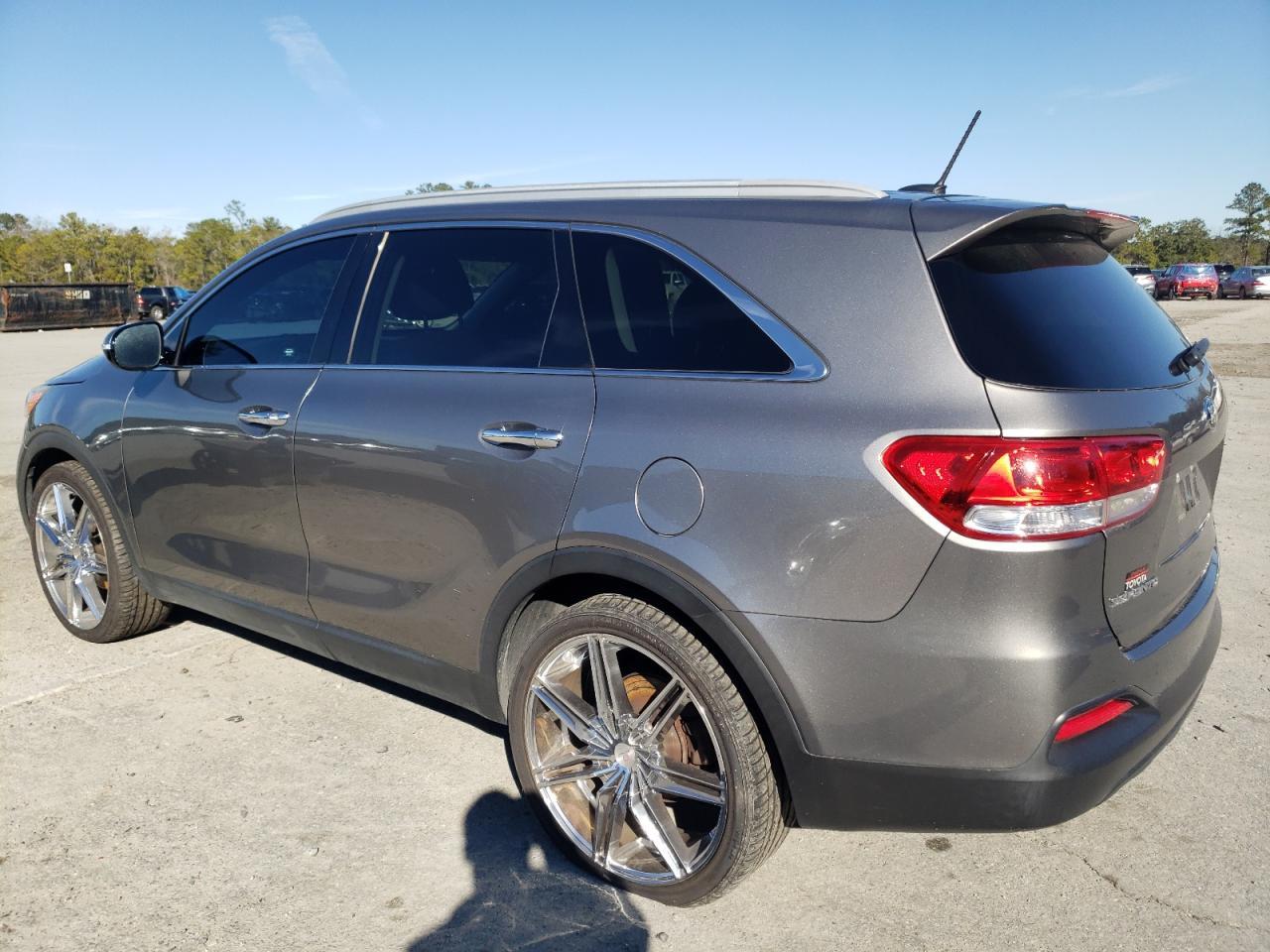 2017 KIA SORENTO LX - Фото 2