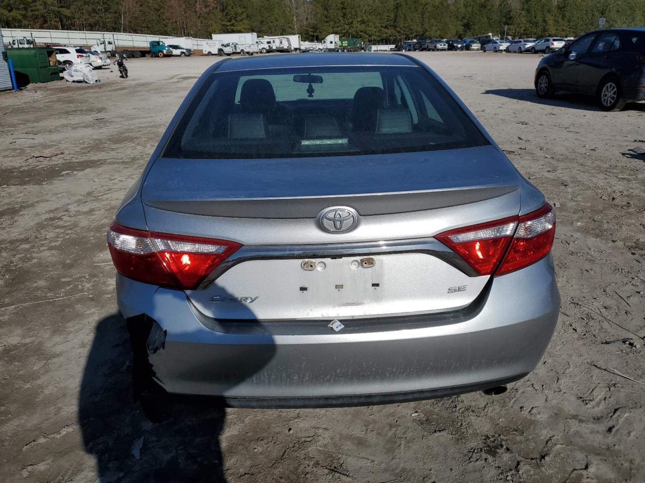 2016 TOYOTA CAMRY LE - Image 6