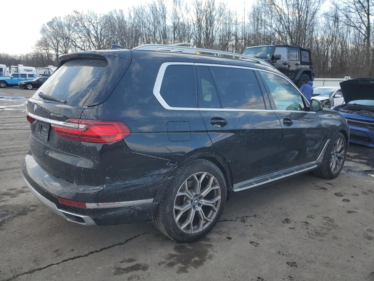 2021 BMW X7 XDRIVE4 - Фото 3
