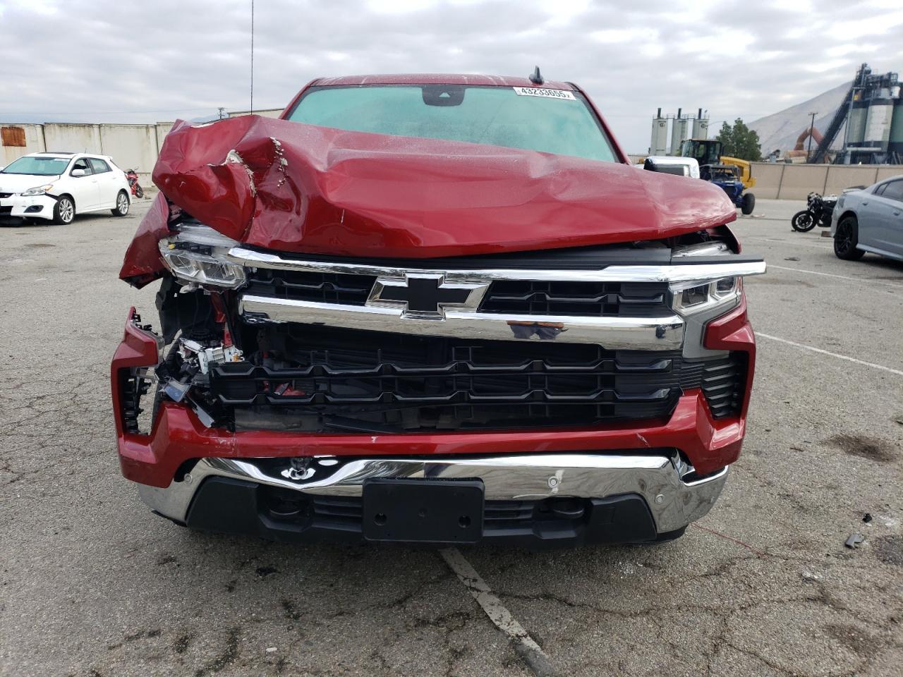 2024 CHEVROLET SILVERADO - Фото 5