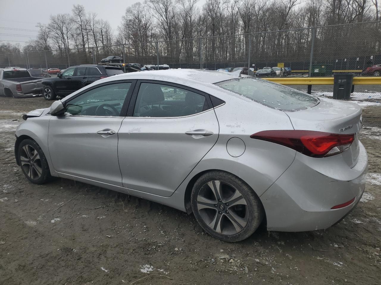 2015 HYUNDAI ELANTRA SE - Image 2