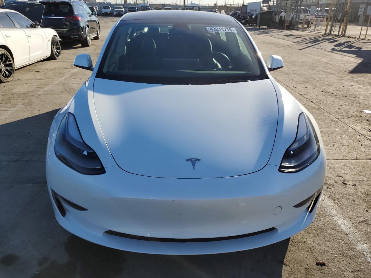 2023 TESLA MODEL 3 - Фото 5