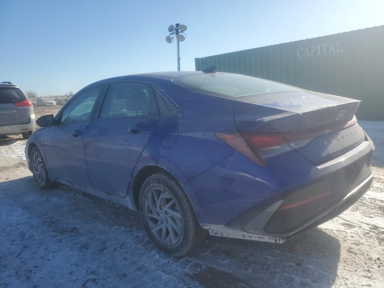 2024 HYUNDAI ELANTRA SE - Фото 2