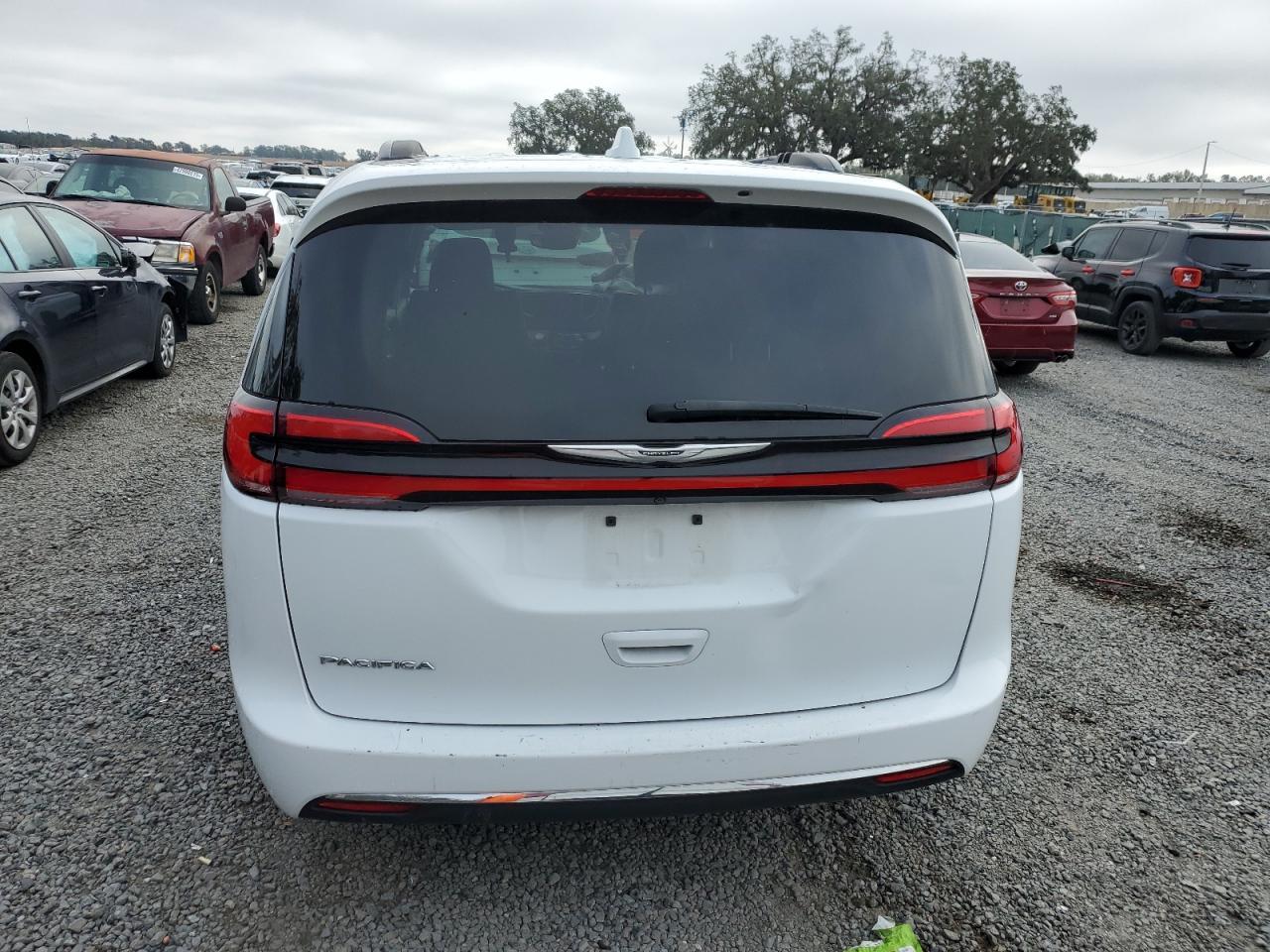 2022 CHRYSLER PACIFICA T - Image 6