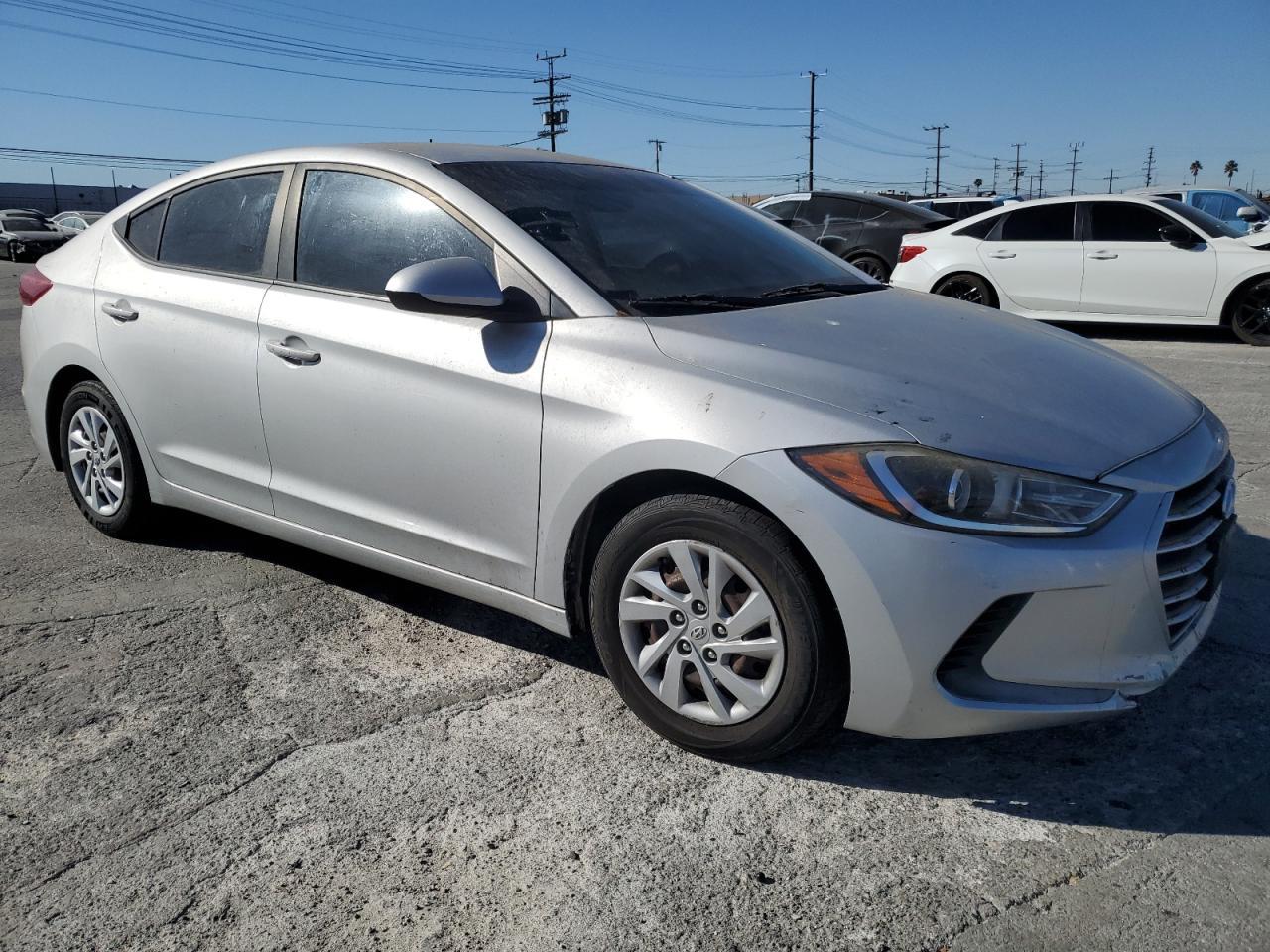 2017 HYUNDAI ELANTRA SE - Фото 4