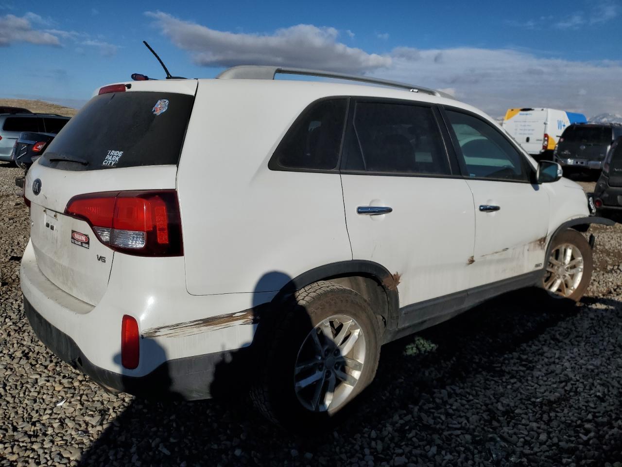 2015 KIA SORENTO LX - Image 3
