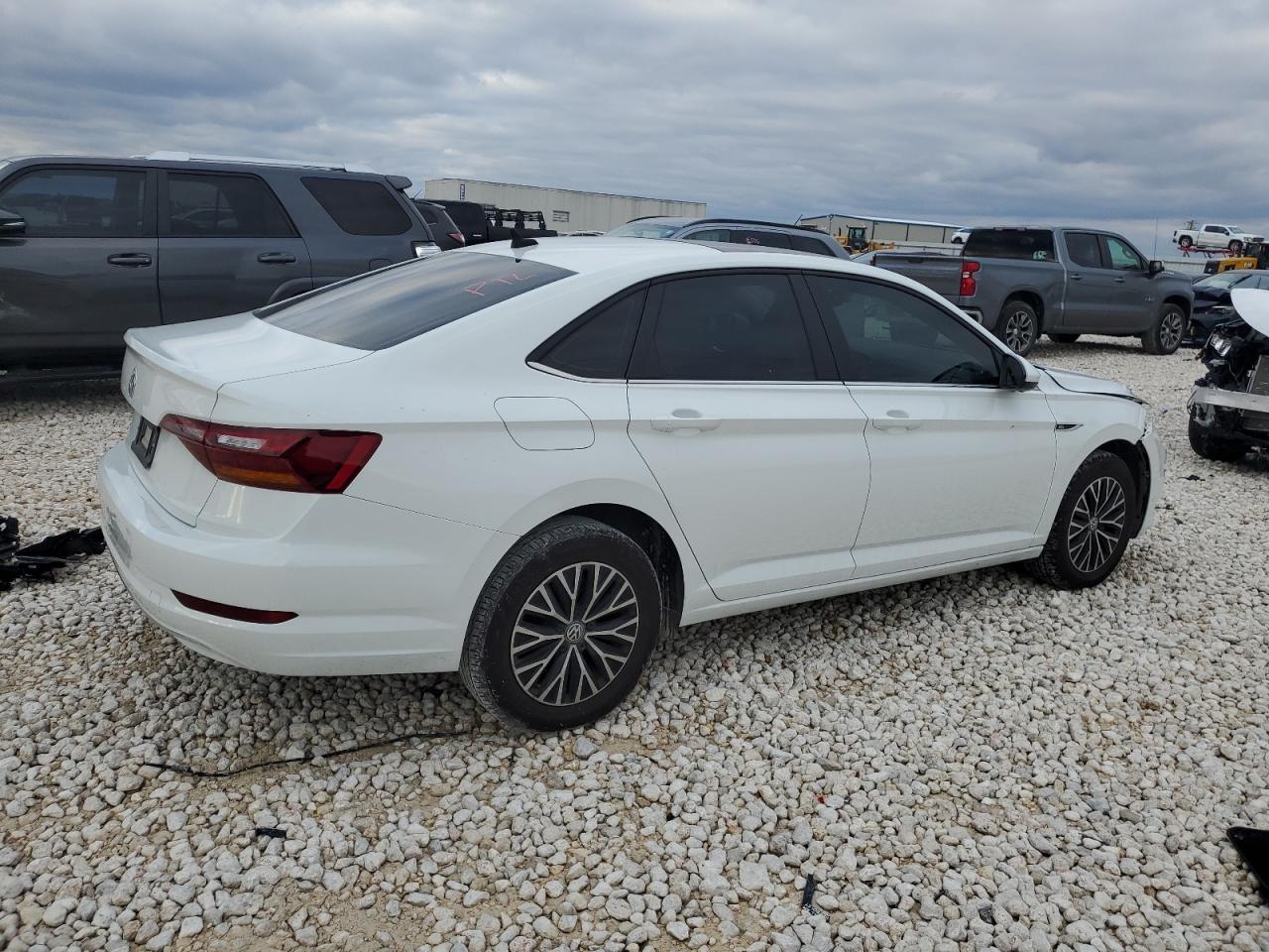 2019 VOLKSWAGEN JETTA SEL - Фото 3