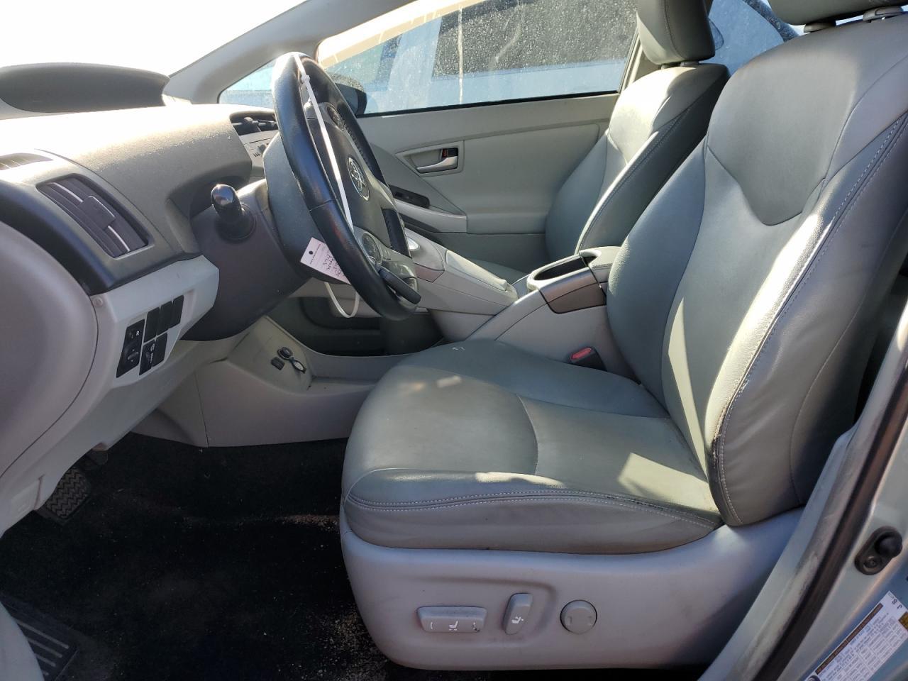 2015 TOYOTA PRIUS - Фото 7