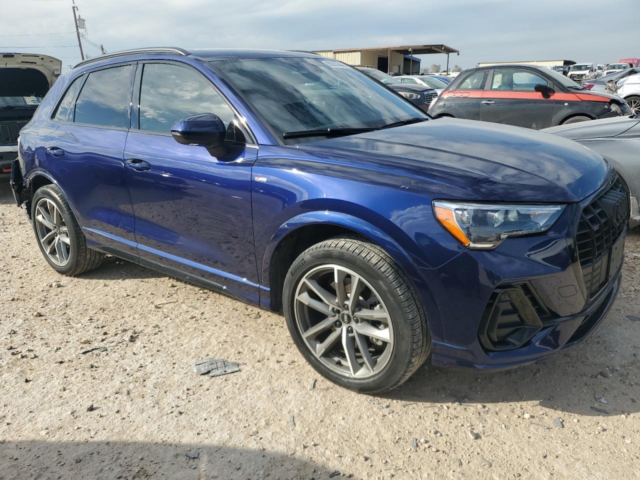 2022 AUDI Q3 PREMIUM - Image 4