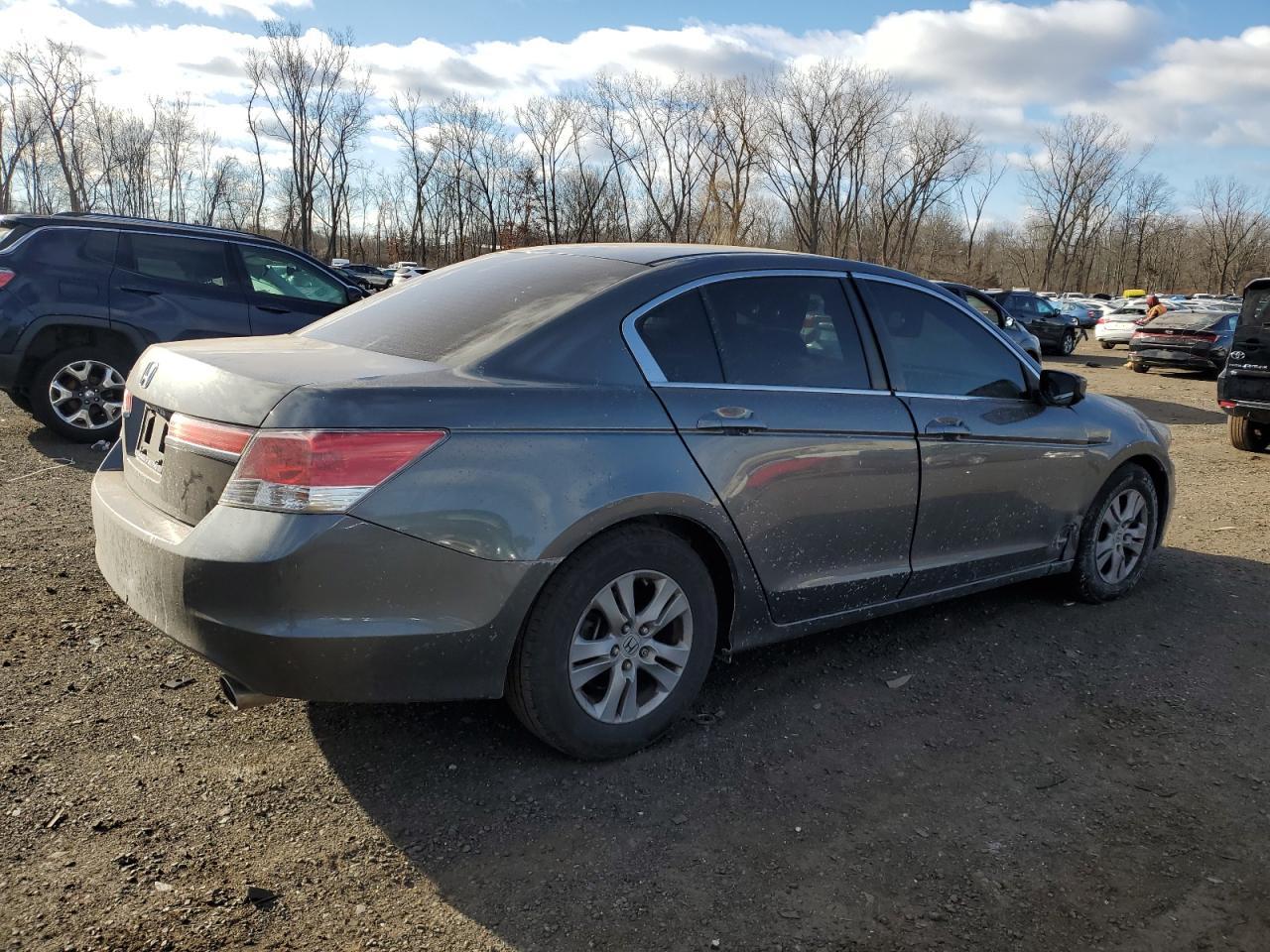2011 HONDA ACCORD LXP - Фото 3