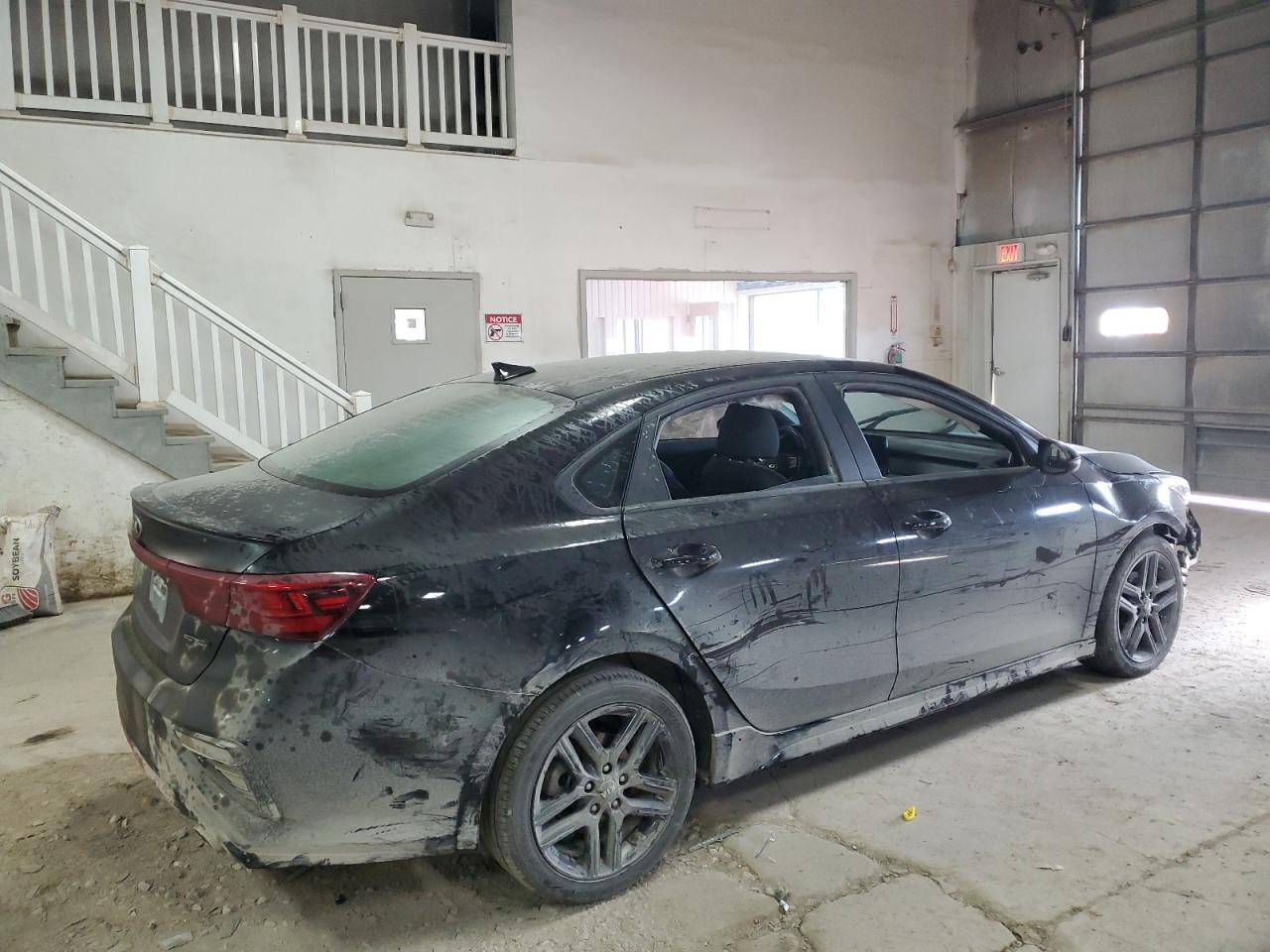 2021 KIA FORTE GT L - Фото 3