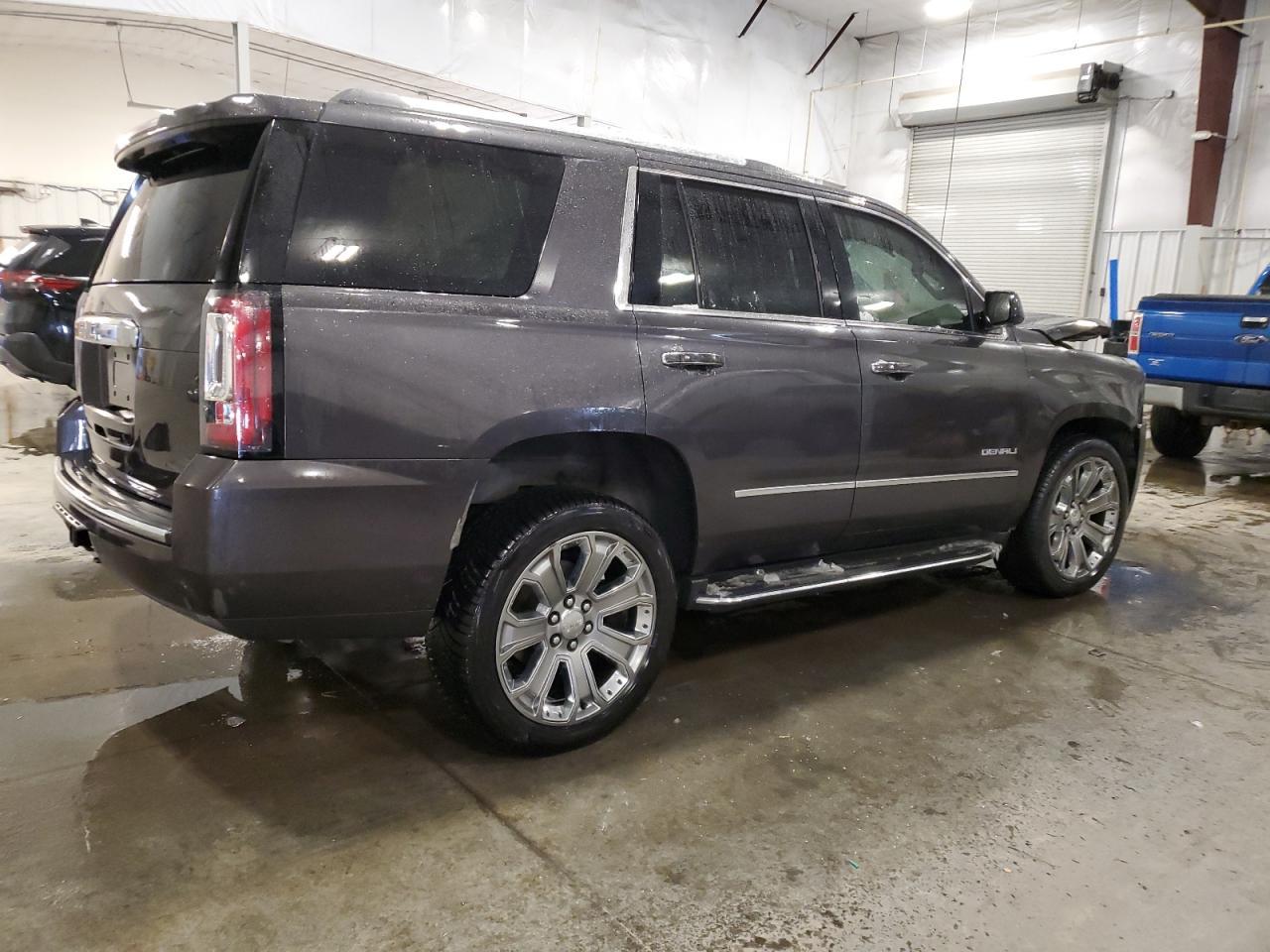 2016 GMC YUKON DENA - Фото 3