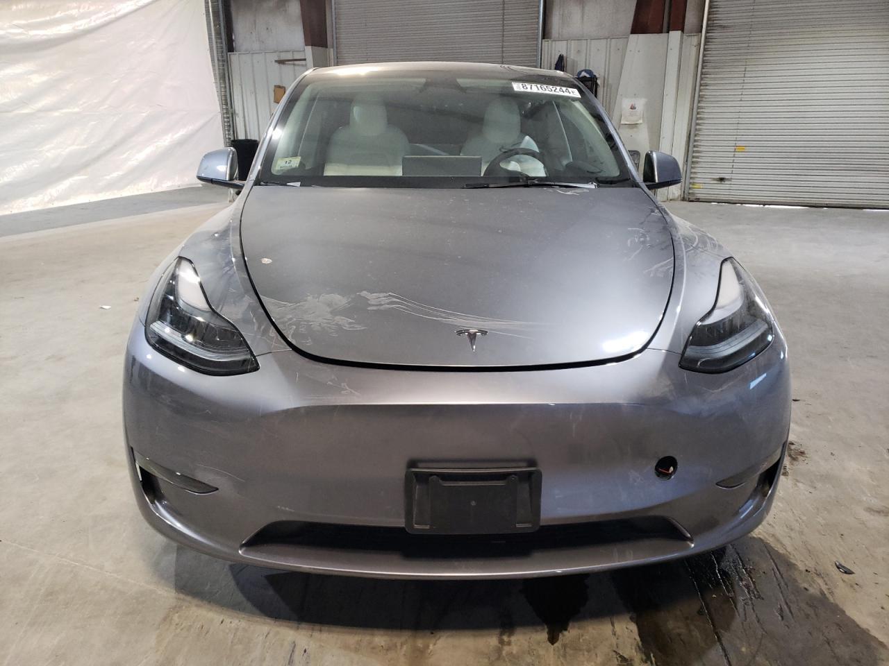 2025 TESLA MODEL Y - Фото 5
