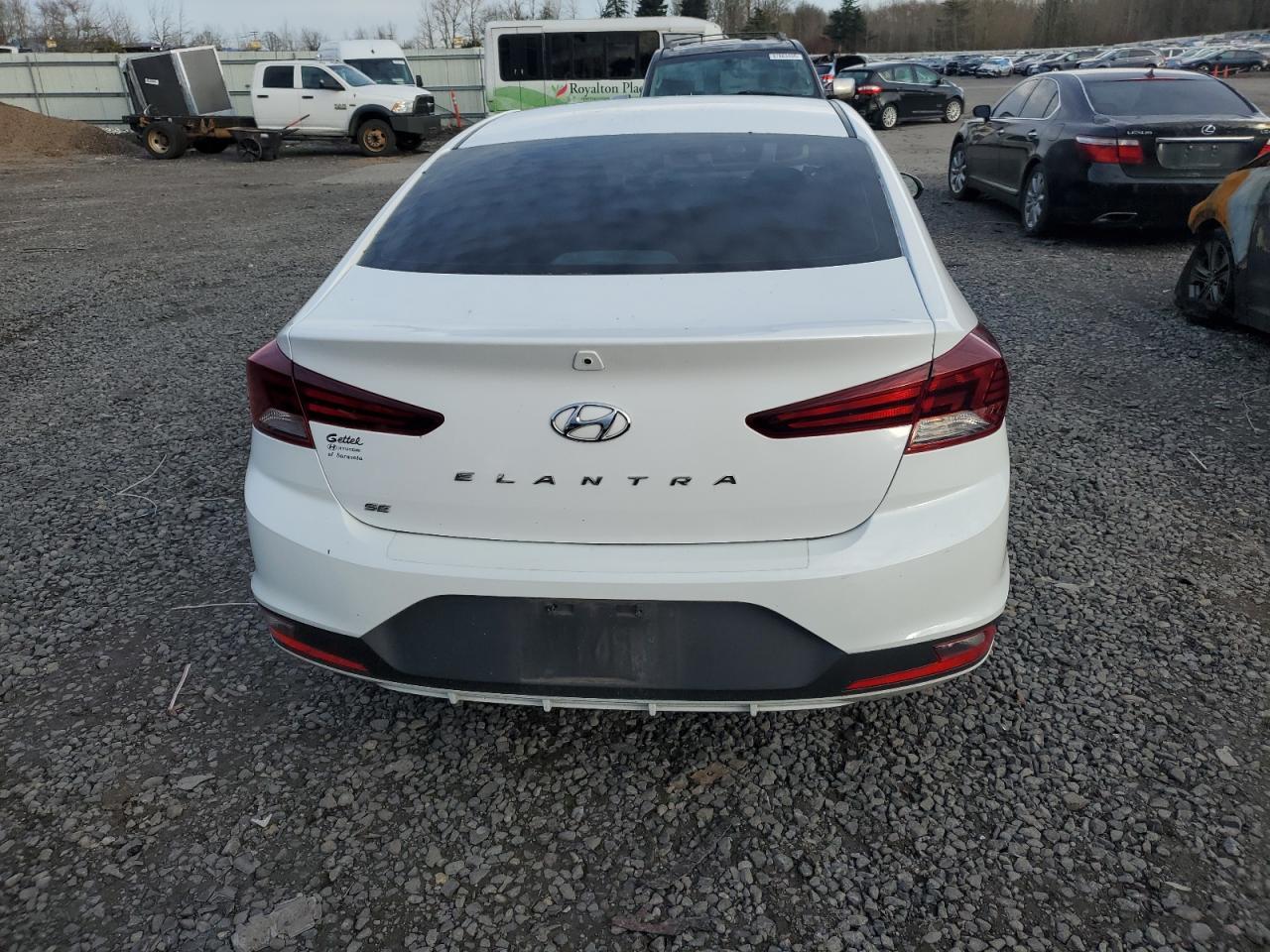 2019 HYUNDAI ELANTRA SE - Фото 6