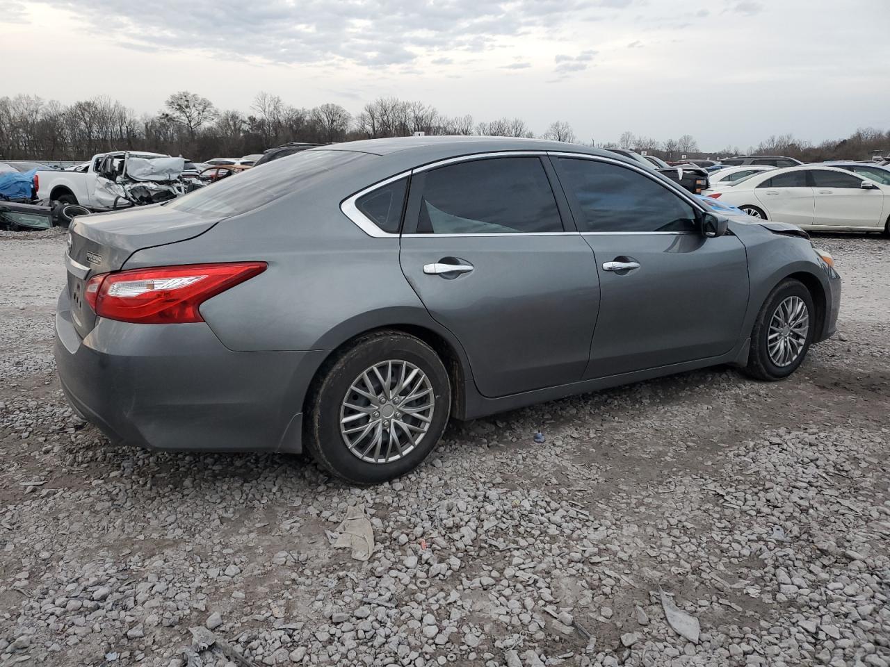 2016 NISSAN ALTIMA 2.5 - Фото 3