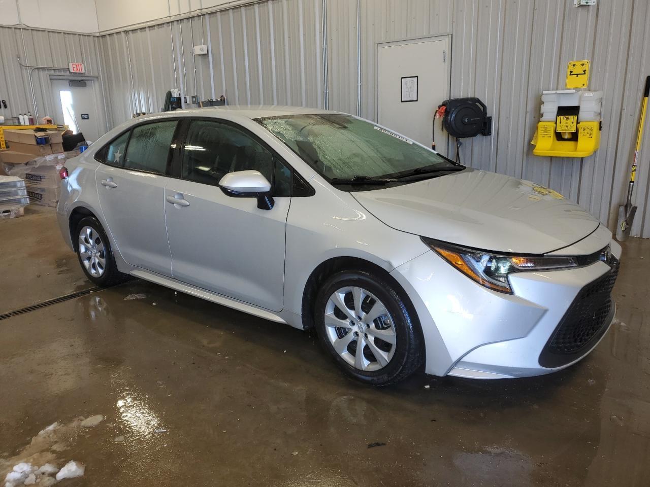 2021 TOYOTA COROLLA LE - Image 4
