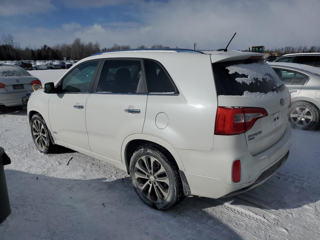 2015 KIA SORENTO SX - Image 2