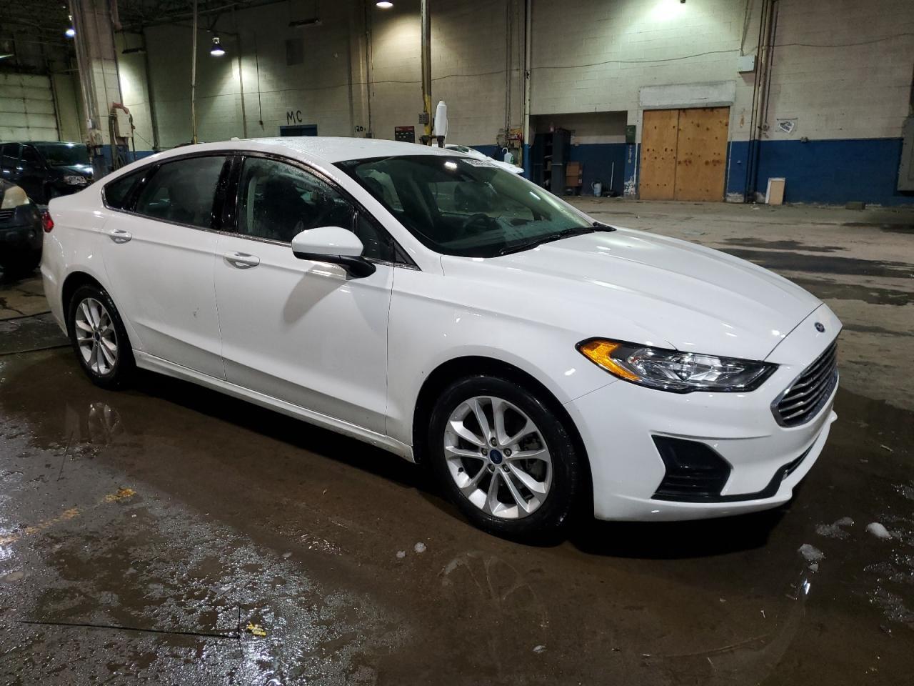 2020 FORD FUSION SE - Фото 4