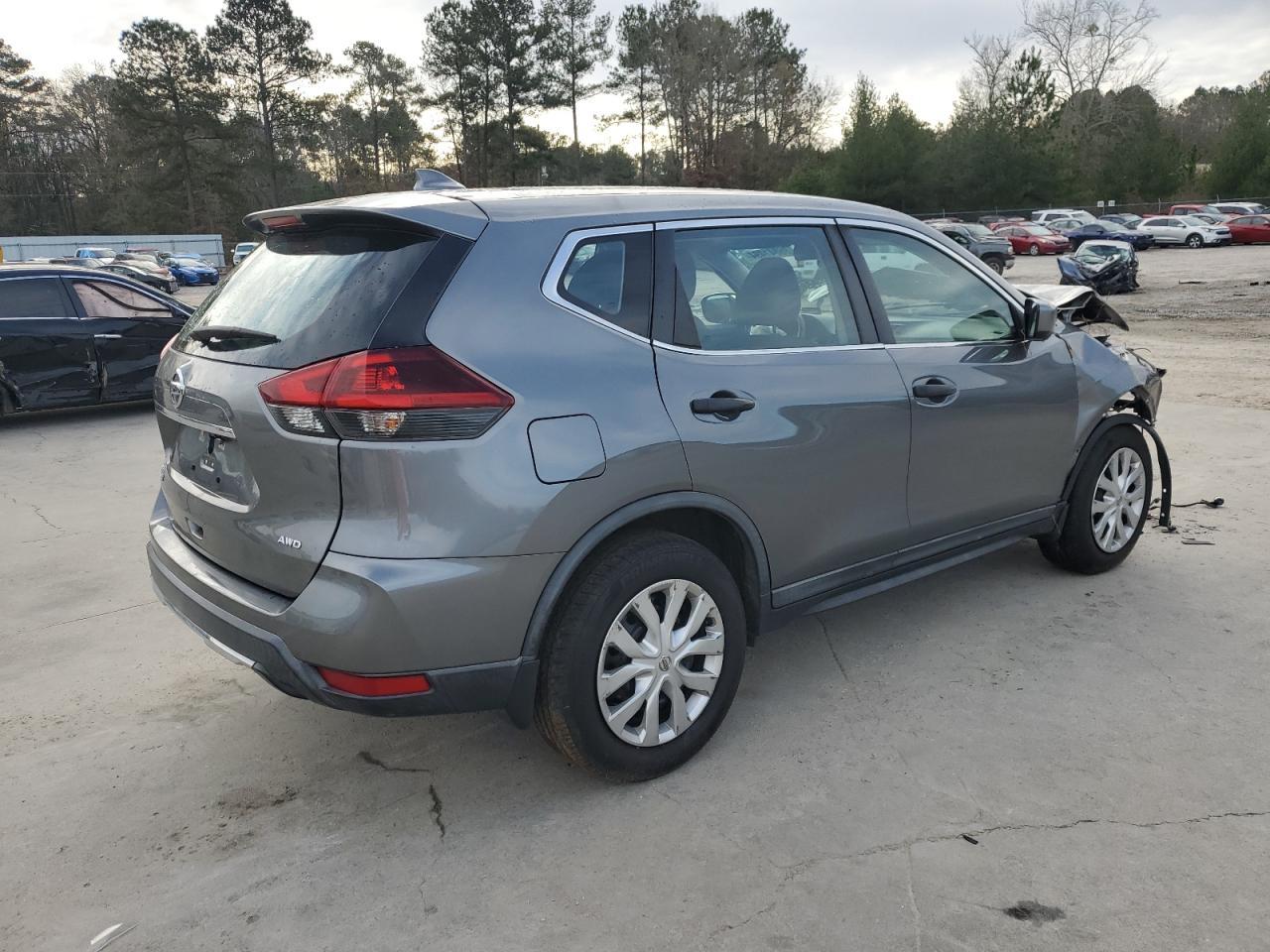 2018 NISSAN ROGUE S - Фото 3