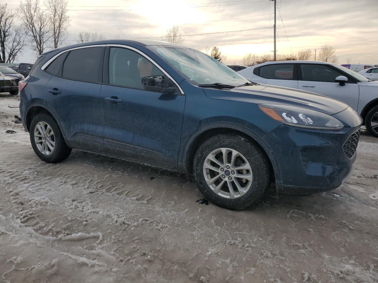 2020 FORD ESCAPE SE - Фото 4