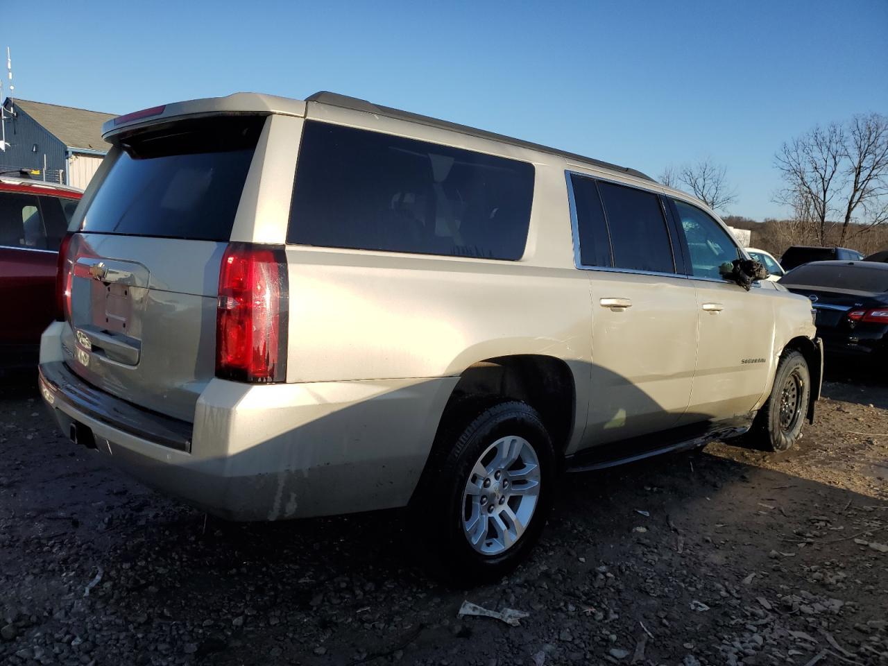 2017 CHEVROLET SUBURBAN K - Фото 3