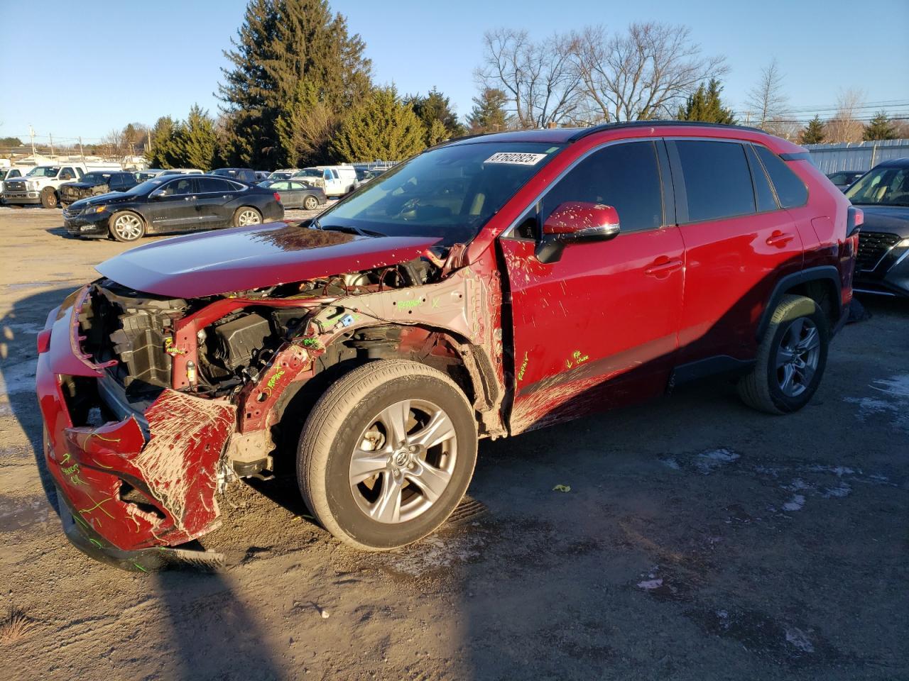 2022 TOYOTA RAV4 XLE