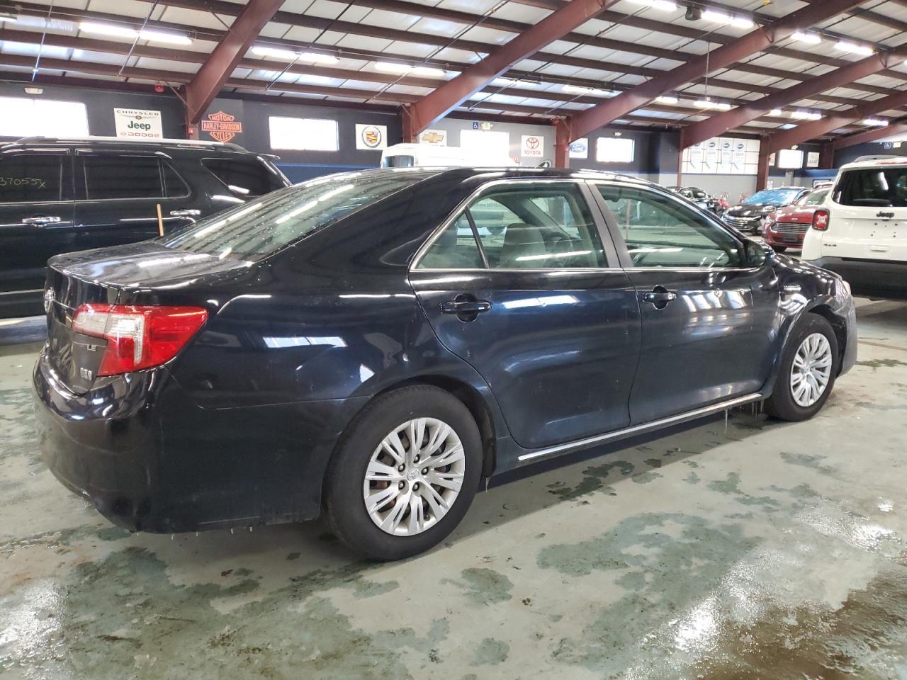 2012 TOYOTA CAMRY HYBR - Фото 3